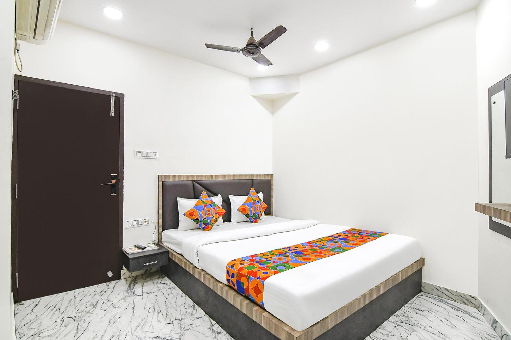 Fabexpress Sr Royale - Nr Sealdah Station Hotel Kolkata Ngoại thất bức ảnh