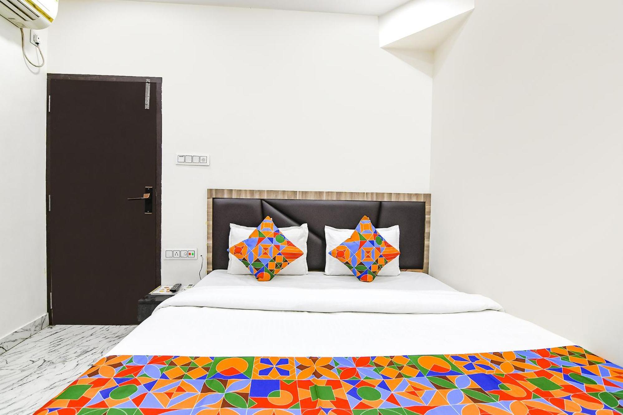 Fabexpress Sr Royale - Nr Sealdah Station Hotel Kolkata Ngoại thất bức ảnh